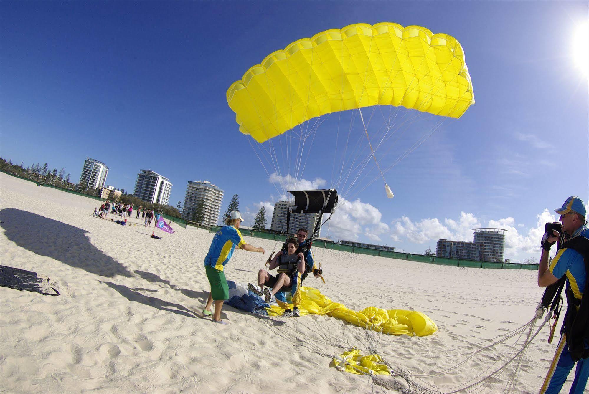 Coolangatta Sands Hotel Екстер'єр фото
