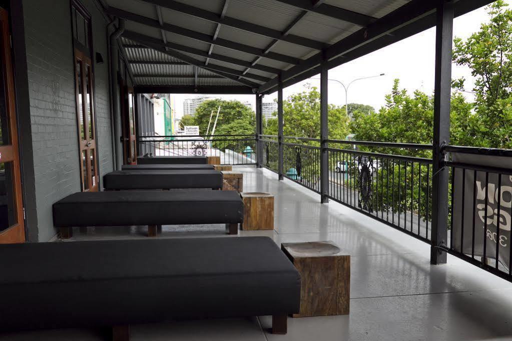 Coolangatta Sands Hotel Екстер'єр фото